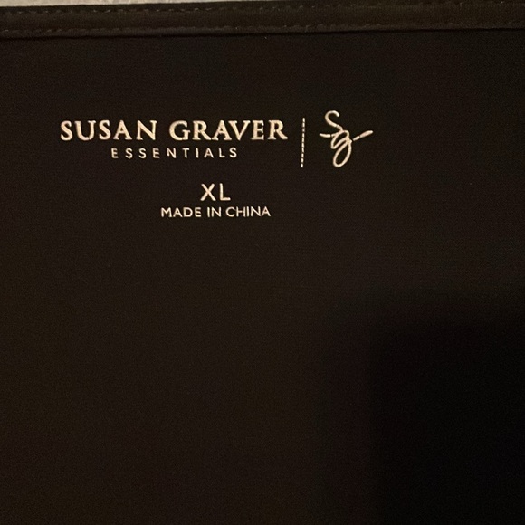 Women’s Susan Graver blouse. Size XL. - Picture 2 of 8